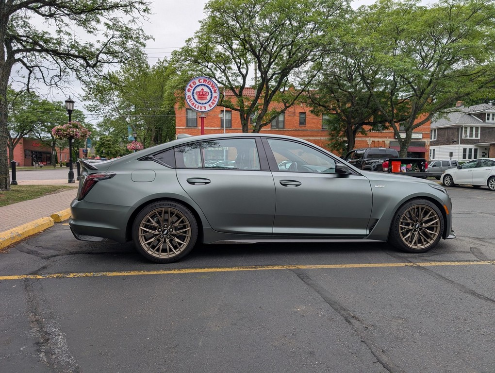 2022 Cadillac CT5-V Blackwing - Image 30