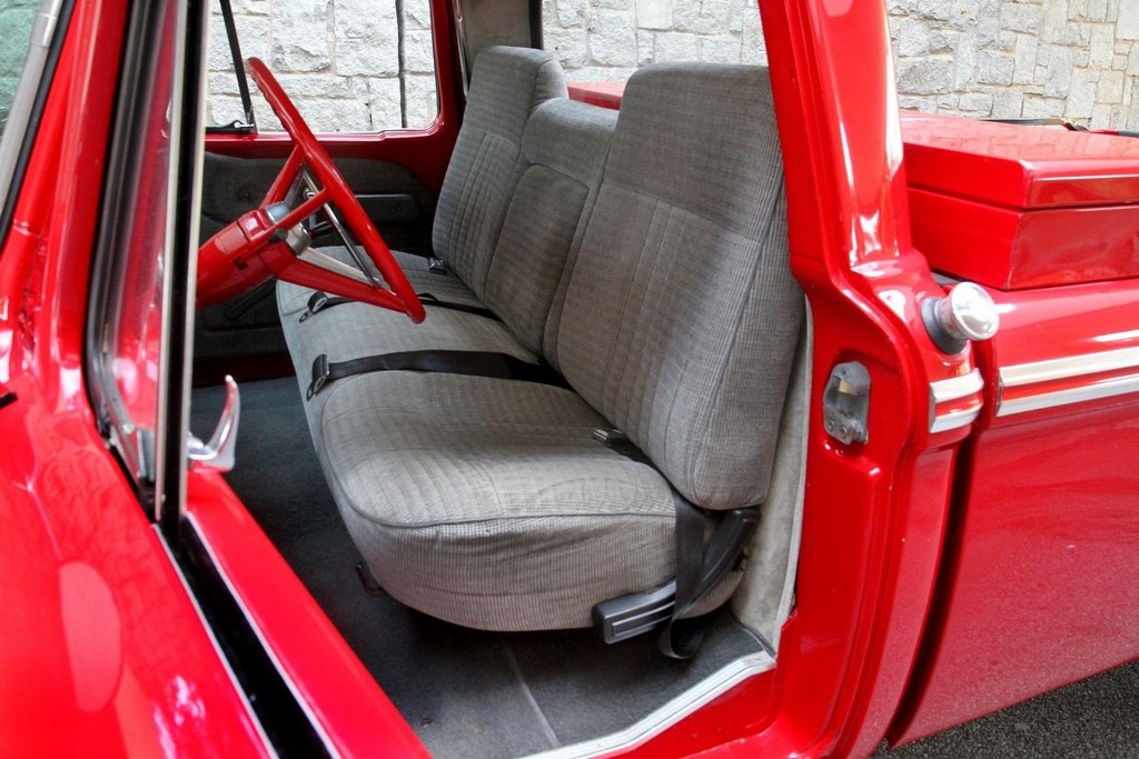 1966 FORD F100 - Image 2