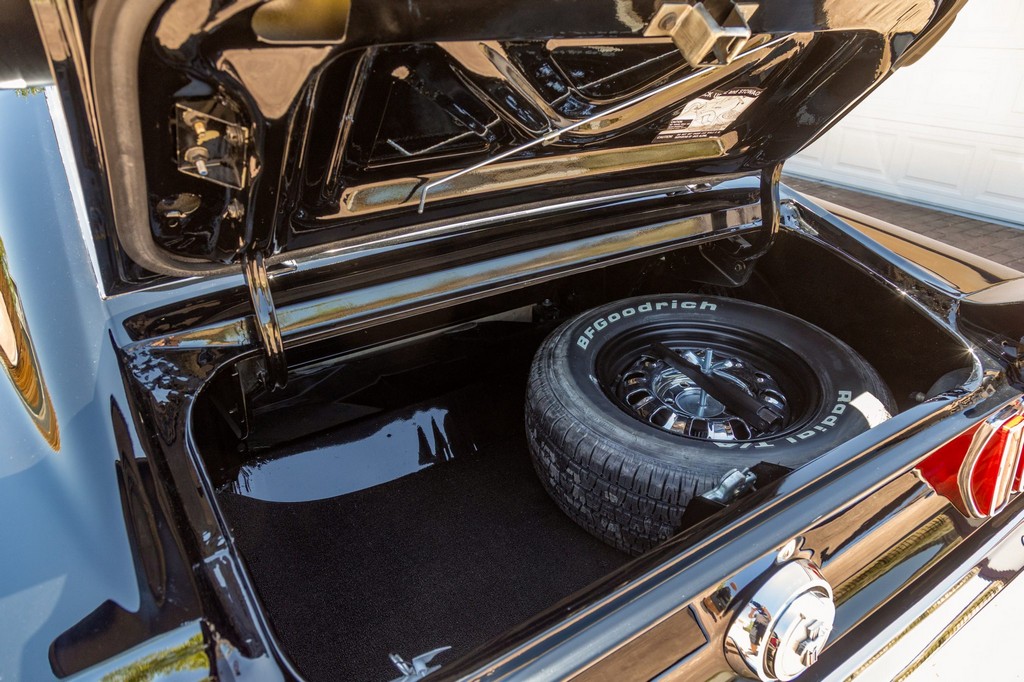 1969 Ford Mustang Mach 1 – 428 Cobra Jet Ram-Air - Image 75