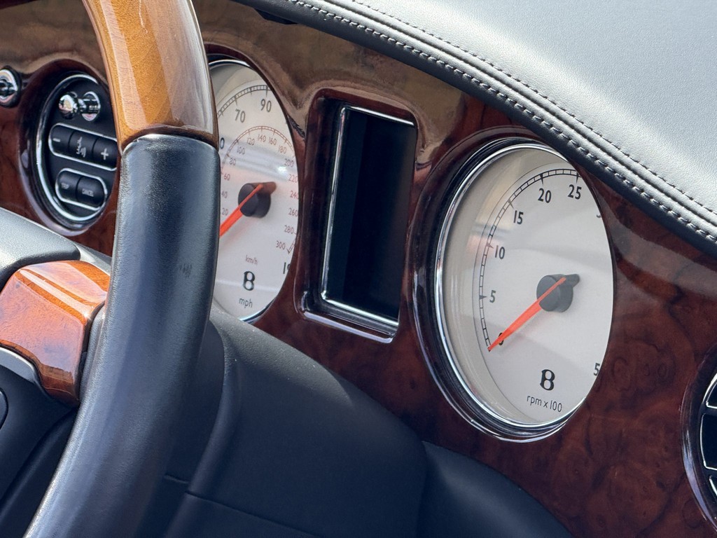 2008 Bentley Azure - Image 69