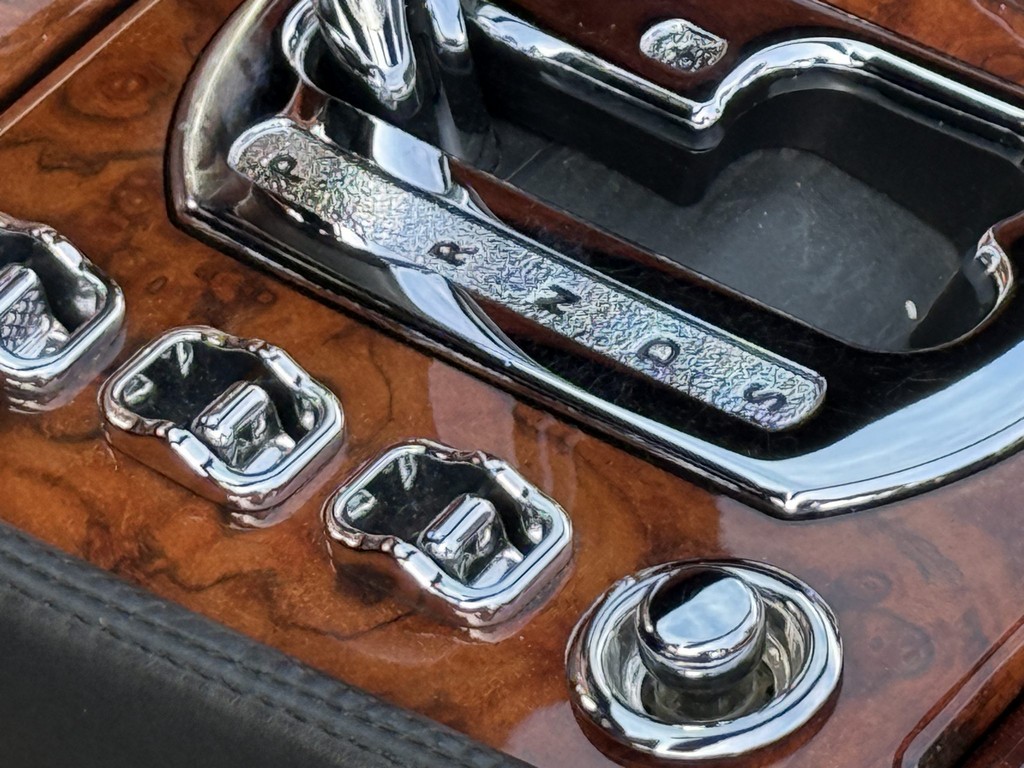 2008 Bentley Azure - Image 85