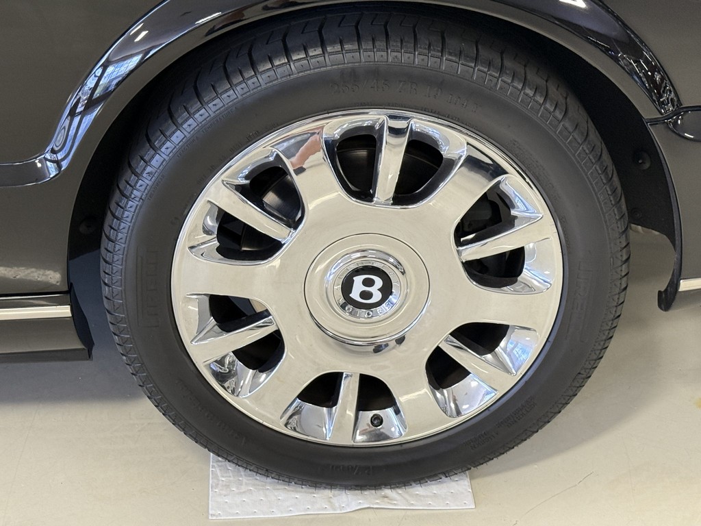 2008 Bentley Azure - Image 113