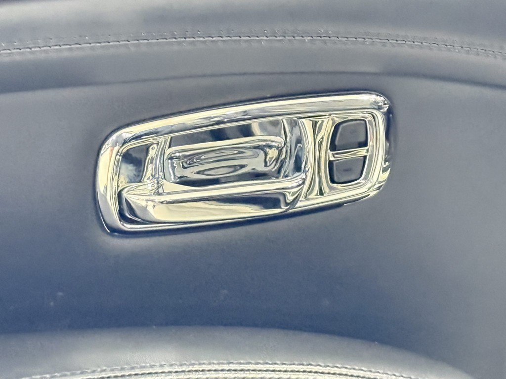 2008 Bentley Azure - Image 132