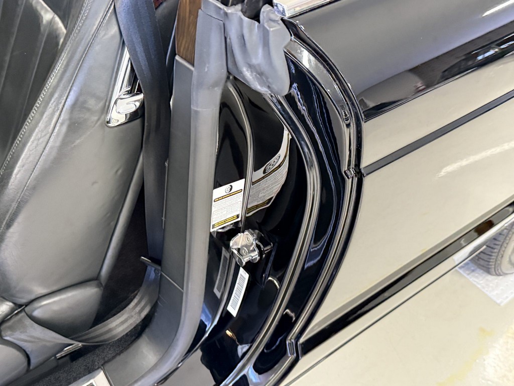 2008 Bentley Azure - Image 136