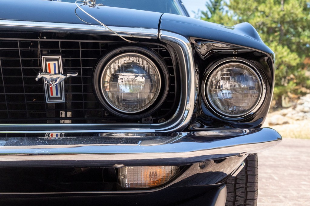 1969 Ford Mustang Mach 1 – 428 Cobra Jet Ram-Air - Image 10