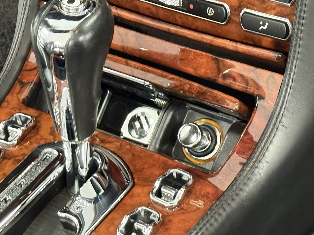 2008 Bentley Azure - Image 142