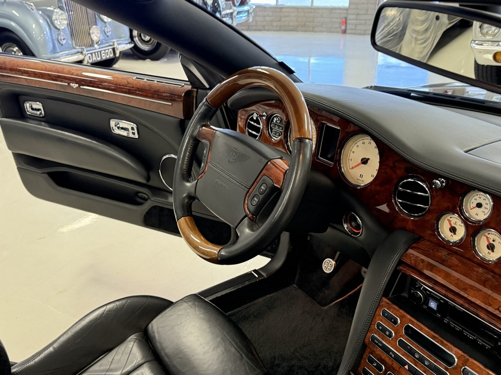 2008 Bentley Azure - Image 146