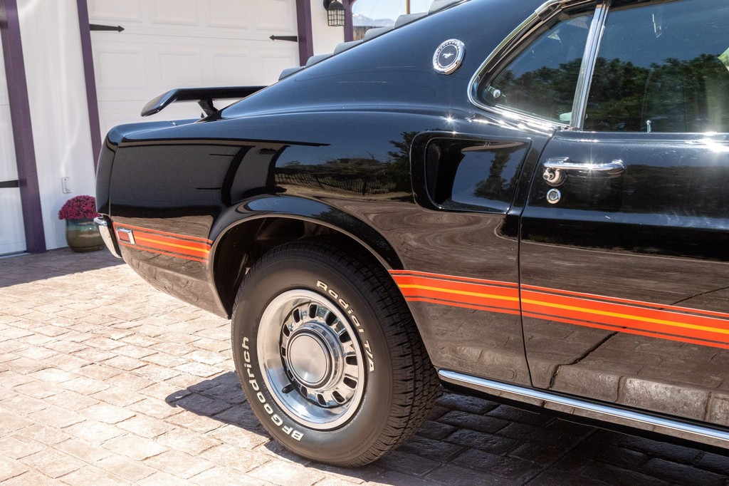 1969 Ford Mustang Mach 1 – 428 Cobra Jet Ram-Air - Image 17