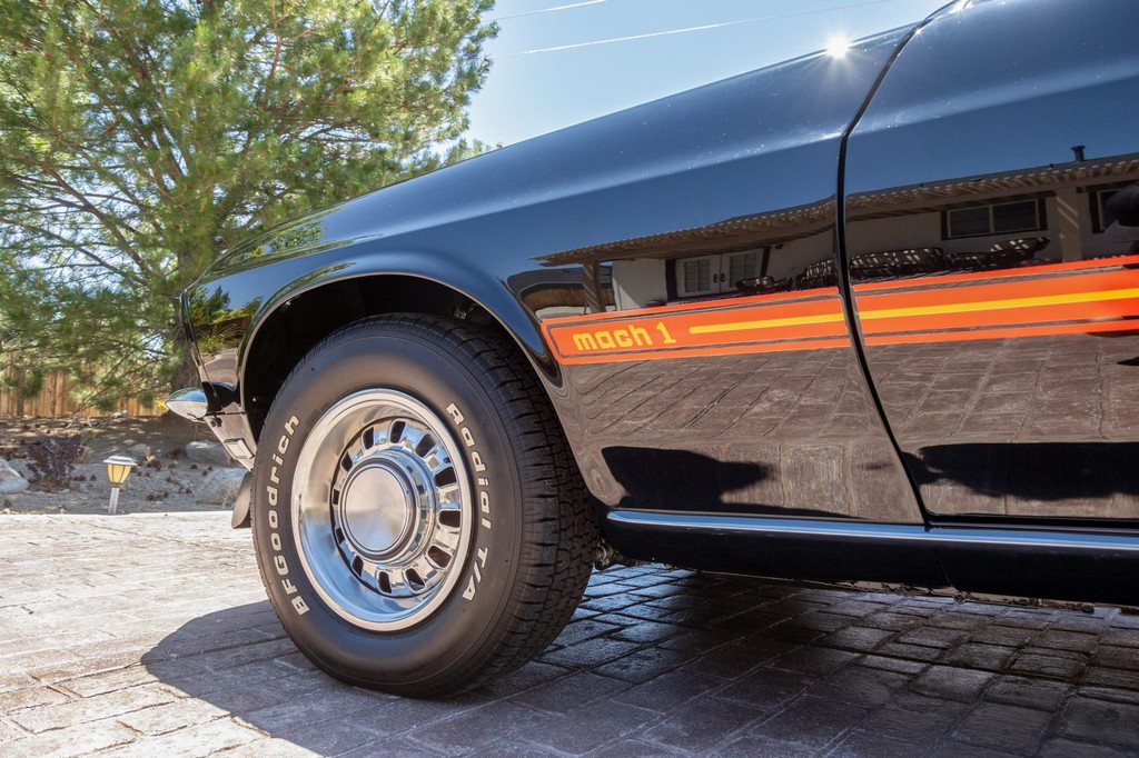 1969 Ford Mustang Mach 1 – 428 Cobra Jet Ram-Air - Image 20