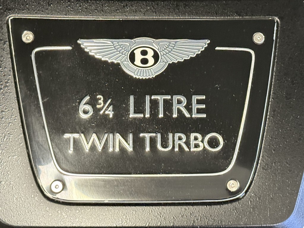 2008 Bentley Azure - Image 156