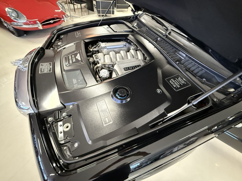 2008 Bentley Azure - Image 162