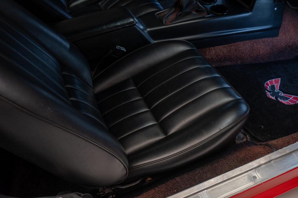 1972 Pontiac Firebird – 455ci V8, 5-Speed Manual, One-Owner - Image 152