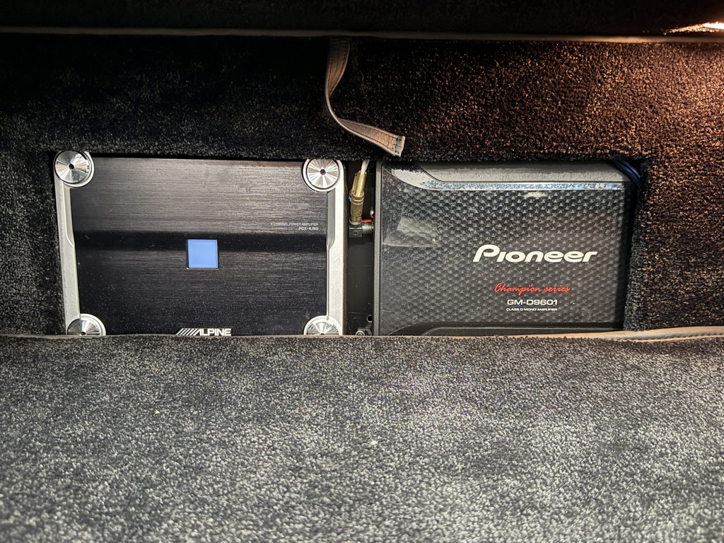 2008 Bentley Azure - Image 168