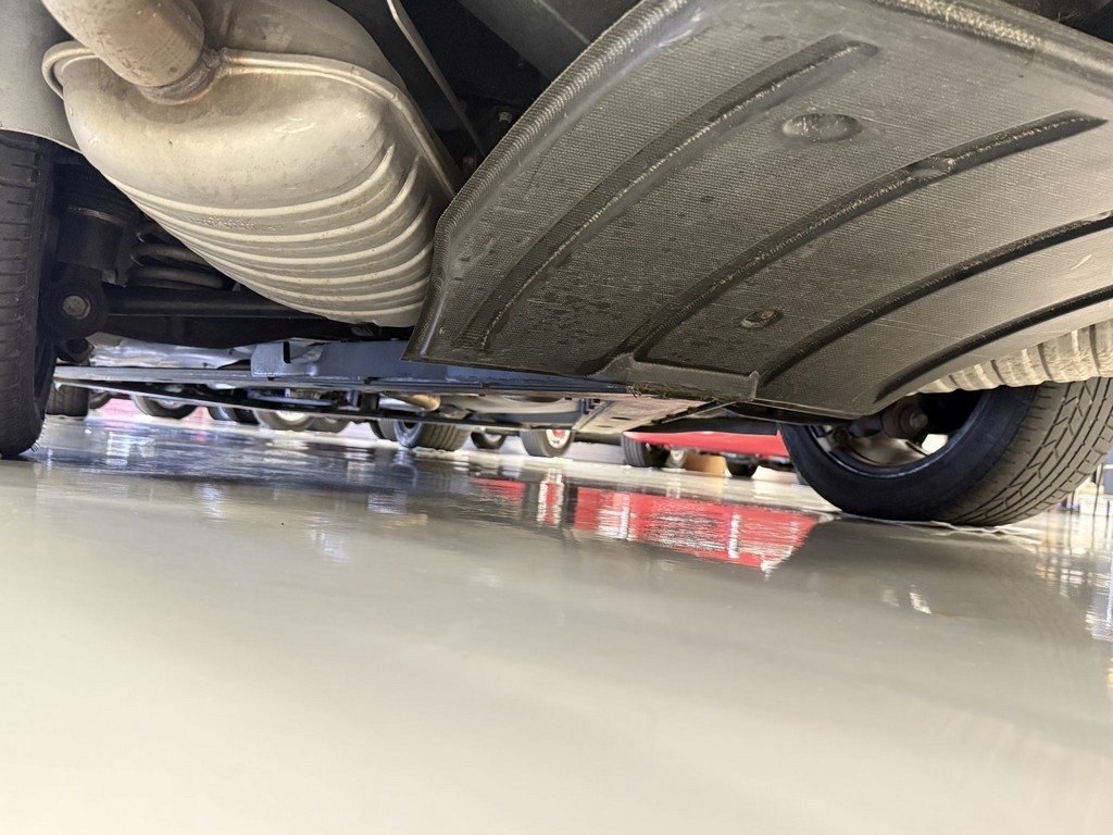 2008 Bentley Azure - Image 178