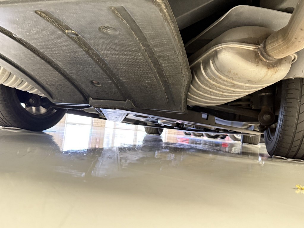 2008 Bentley Azure - Image 180