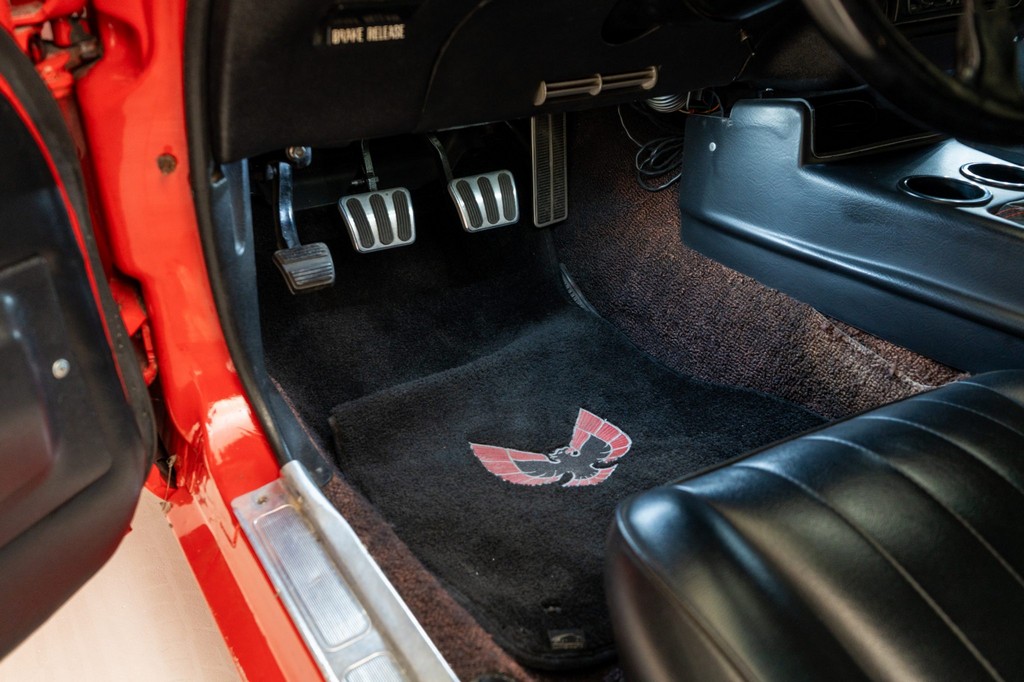 1972 Pontiac Firebird – 455ci V8, 5-Speed Manual, One-Owner - Image 171