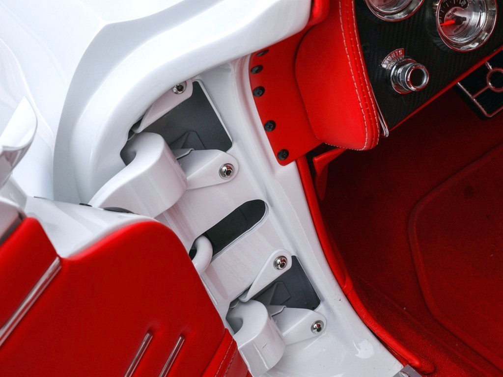 1963 Corvette Custom Split‑Window Coupe Resto‑Mod - Image 8