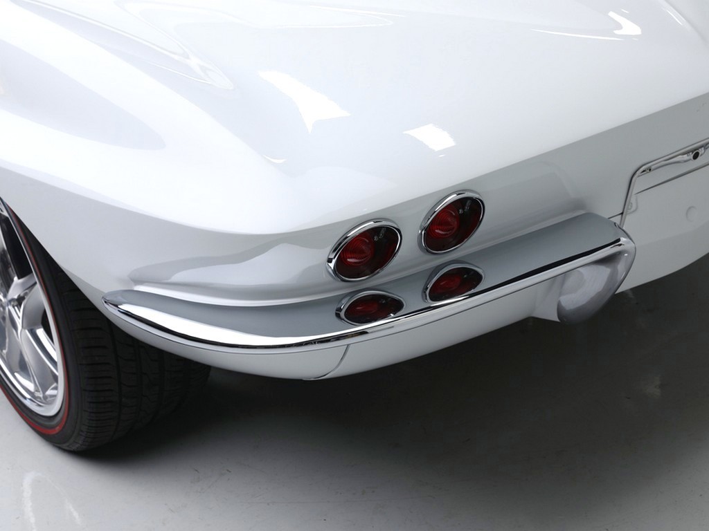 1963 Corvette Custom Split‑Window Coupe Resto‑Mod - Image 36