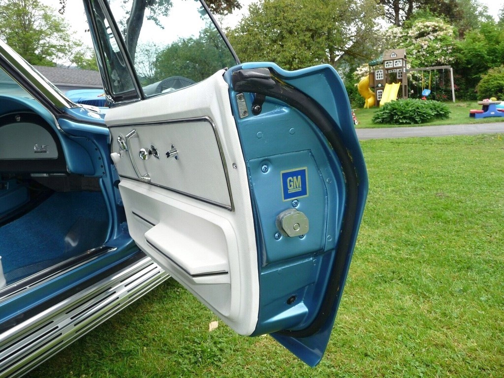 1967 Chevrolet Corvette Convertible 427/390hp – Numbers Matching, NCRS Restoration, 17k Miles - Image 18