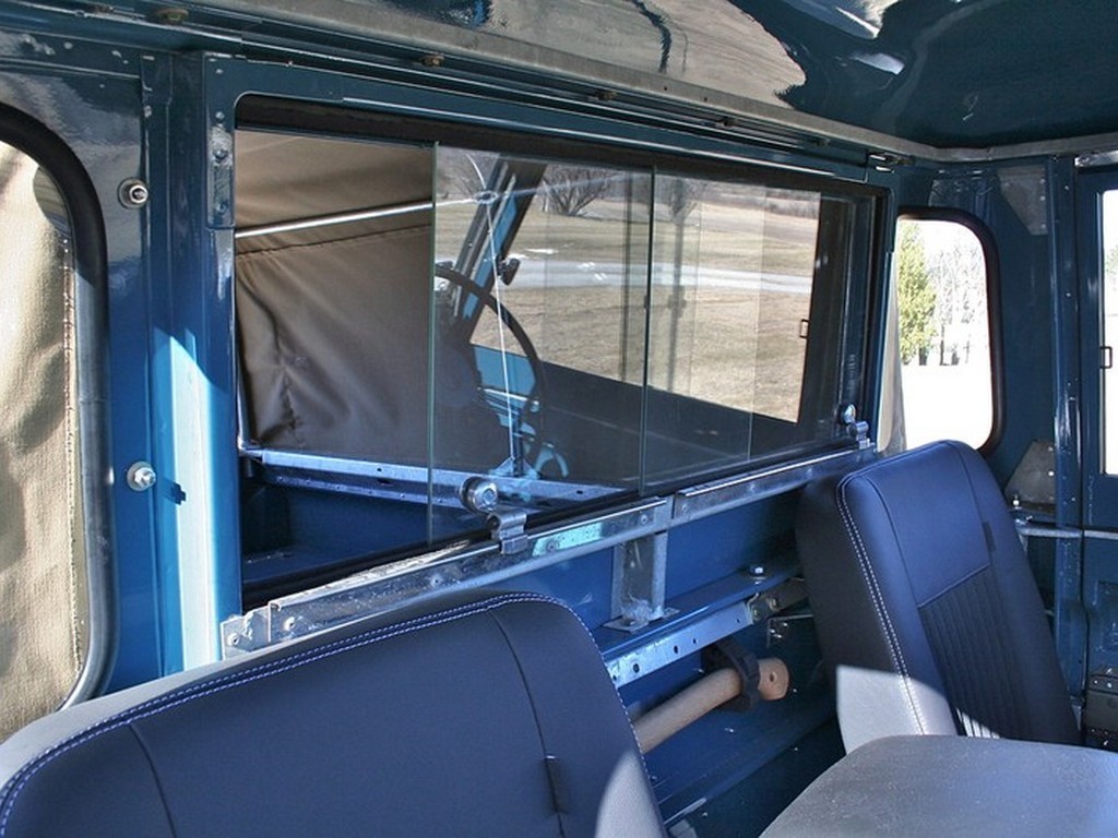 1963 Land Rover Series 2A 109 Pick-Up - Image 6