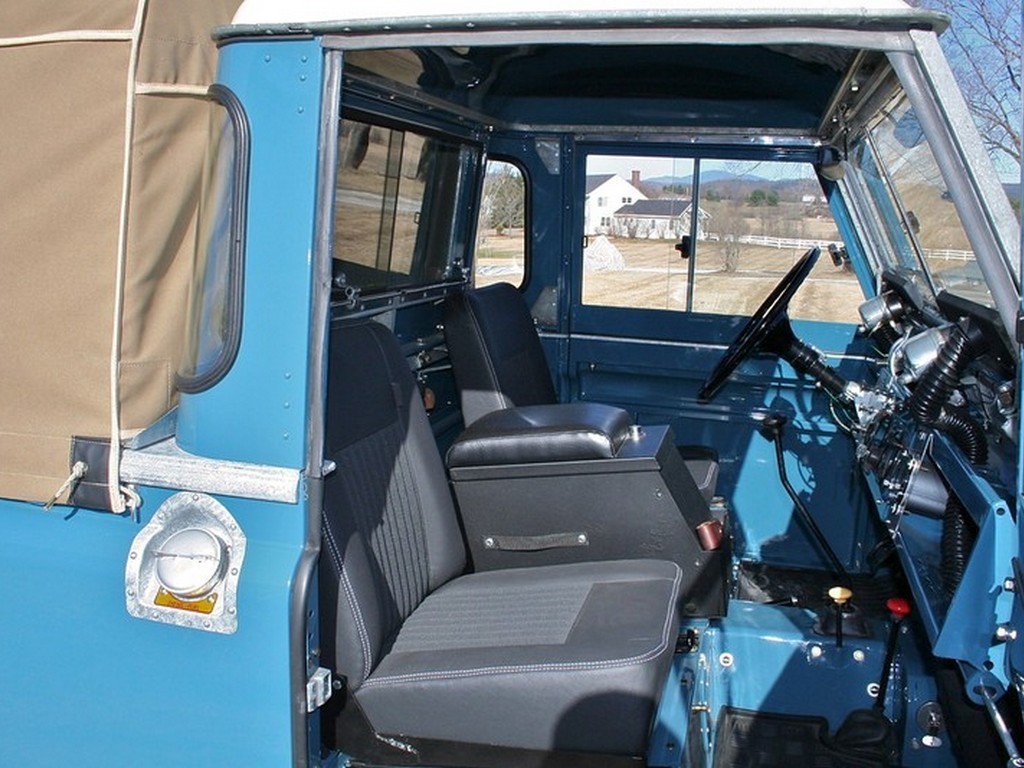 1963 Land Rover Series 2A 109 Pick-Up - Image 9