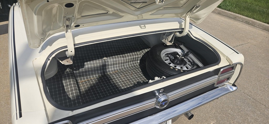 1969 Ford Torino Talladega - Image 27