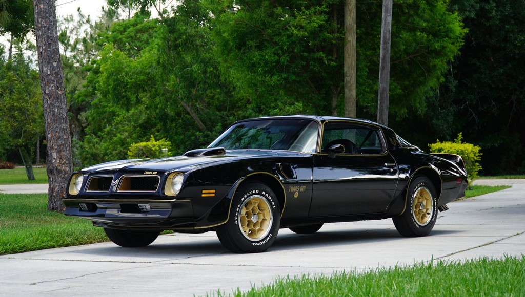 1976 Pontiac Firebird Trans Am 50th Anniversary Special Edition - Image 156