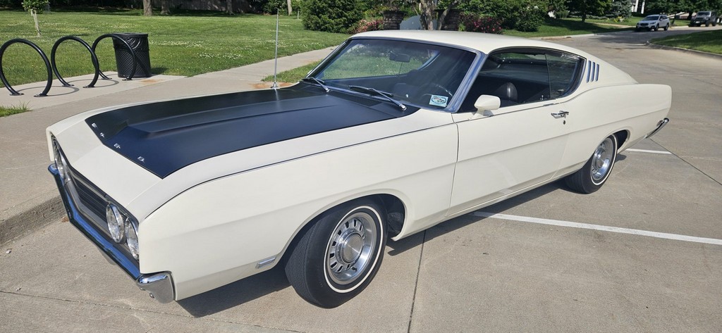 1969 Ford Torino Talladega - Image 32