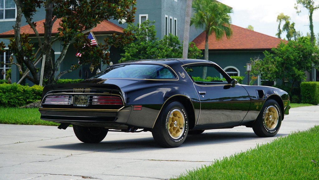 1976 Pontiac Firebird Trans Am 50th Anniversary Special Edition - Image 161