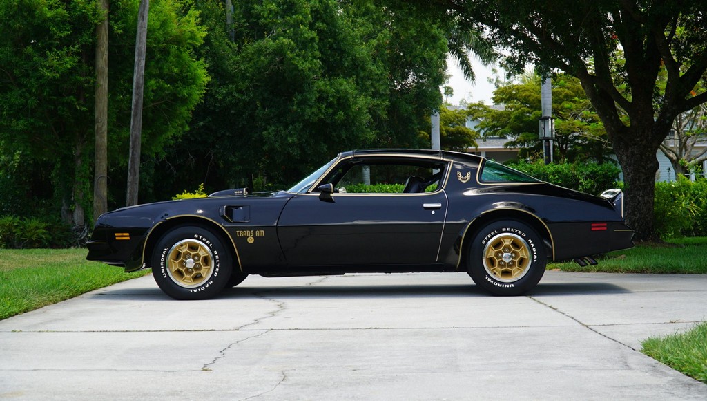 1976 Pontiac Firebird Trans Am 50th Anniversary Special Edition - Image 164