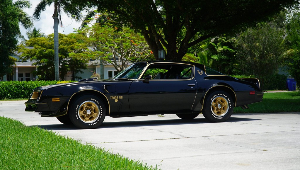 1976 Pontiac Firebird Trans Am 50th Anniversary Special Edition - Image 165