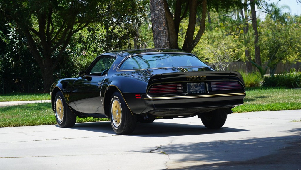 1976 Pontiac Firebird Trans Am 50th Anniversary Special Edition - Image 173