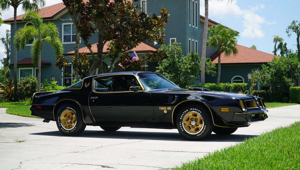 1976 Pontiac Firebird Trans Am 50th Anniversary Special Edition - Image 175