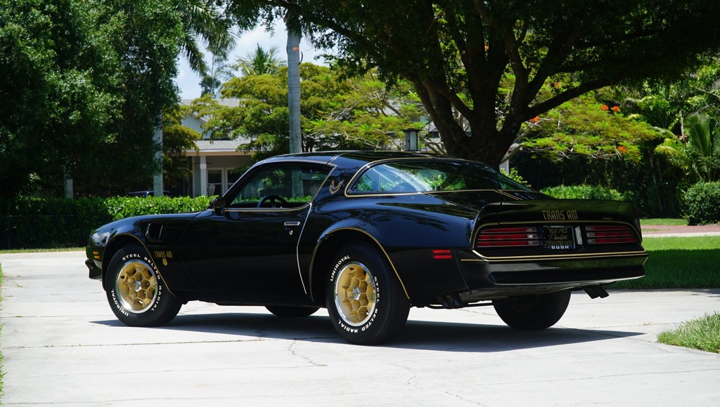 1976 Pontiac Firebird Trans Am 50th Anniversary Special Edition - Image 182