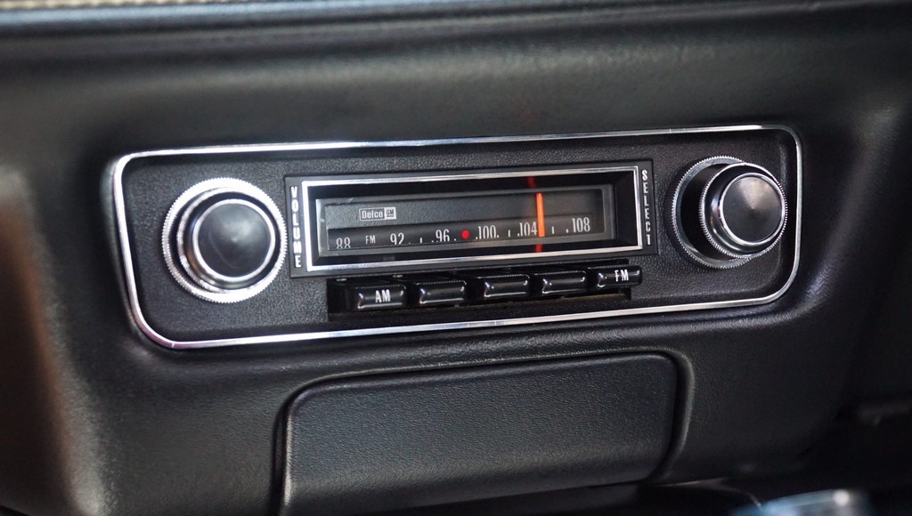 1976 Pontiac Firebird Trans Am 50th Anniversary Special Edition - Image 192