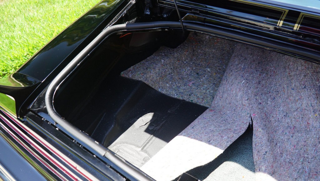 1976 Pontiac Firebird Trans Am 50th Anniversary Special Edition - Image 240