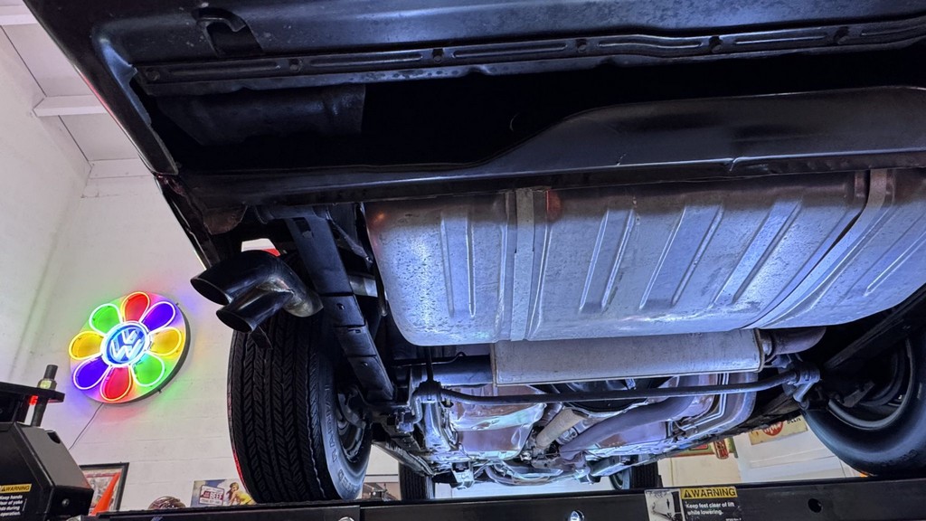 1976 Pontiac Firebird Trans Am 50th Anniversary Special Edition - Image 28