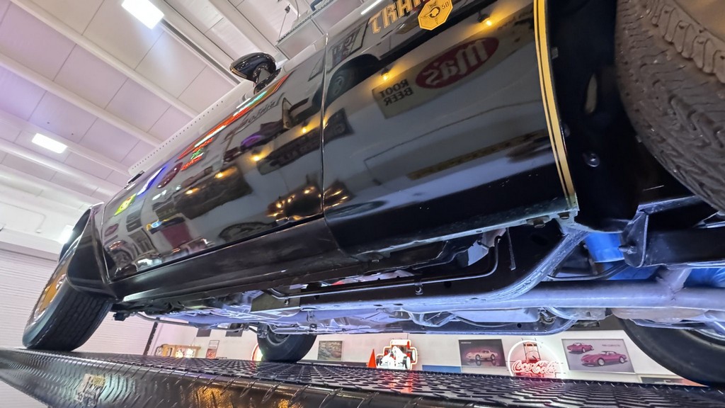 1976 Pontiac Firebird Trans Am 50th Anniversary Special Edition - Image 111