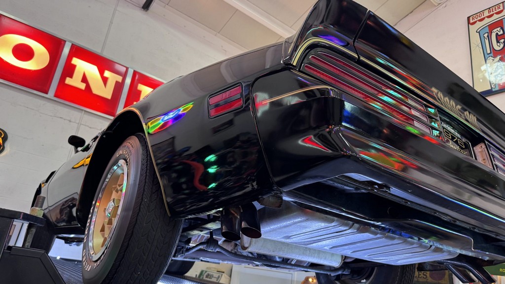 1976 Pontiac Firebird Trans Am 50th Anniversary Special Edition - Image 117