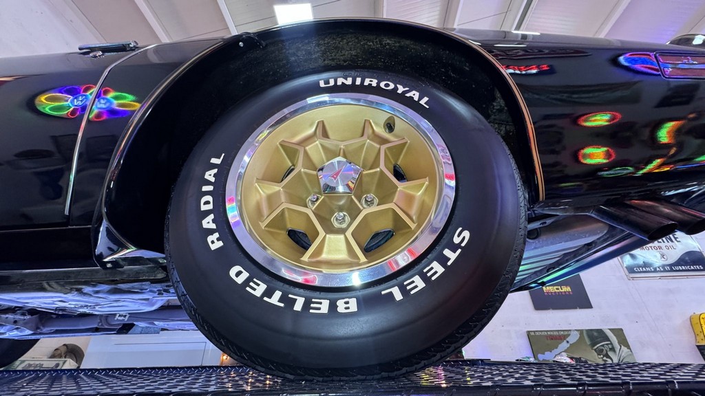 1976 Pontiac Firebird Trans Am 50th Anniversary Special Edition - Image 118