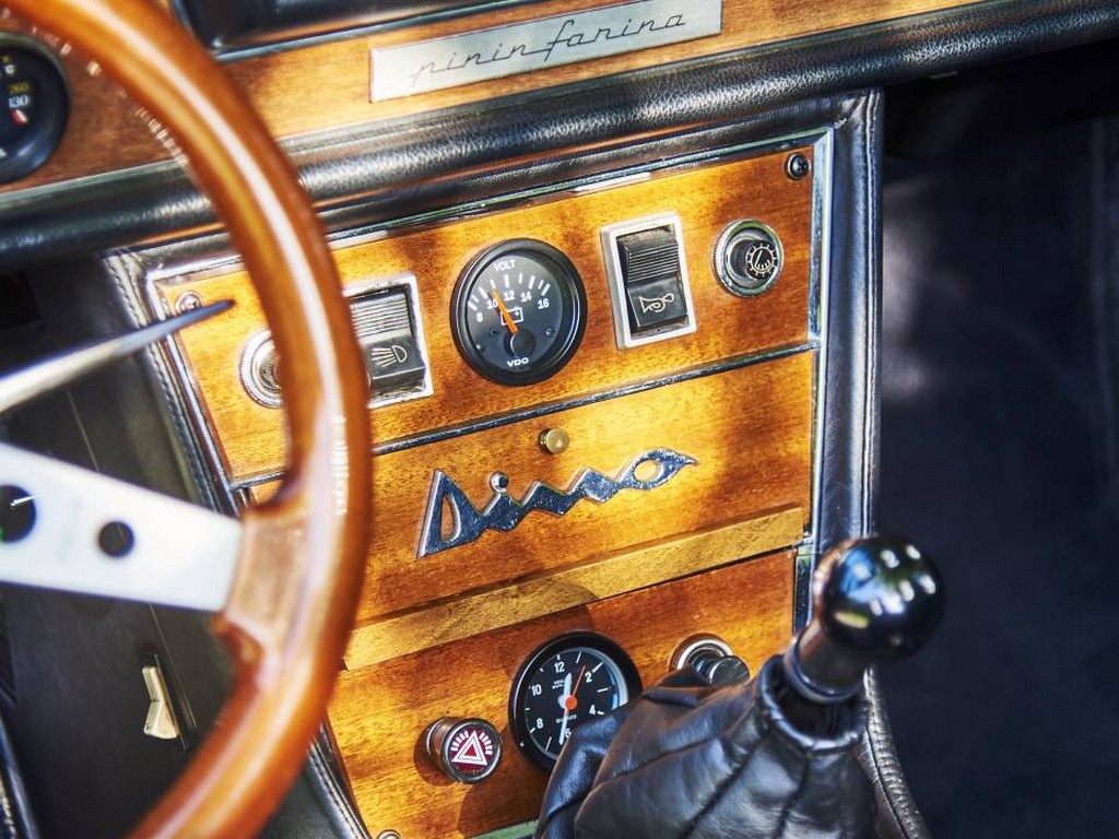1971 Fiat Dino 2400 Spider - Image 25