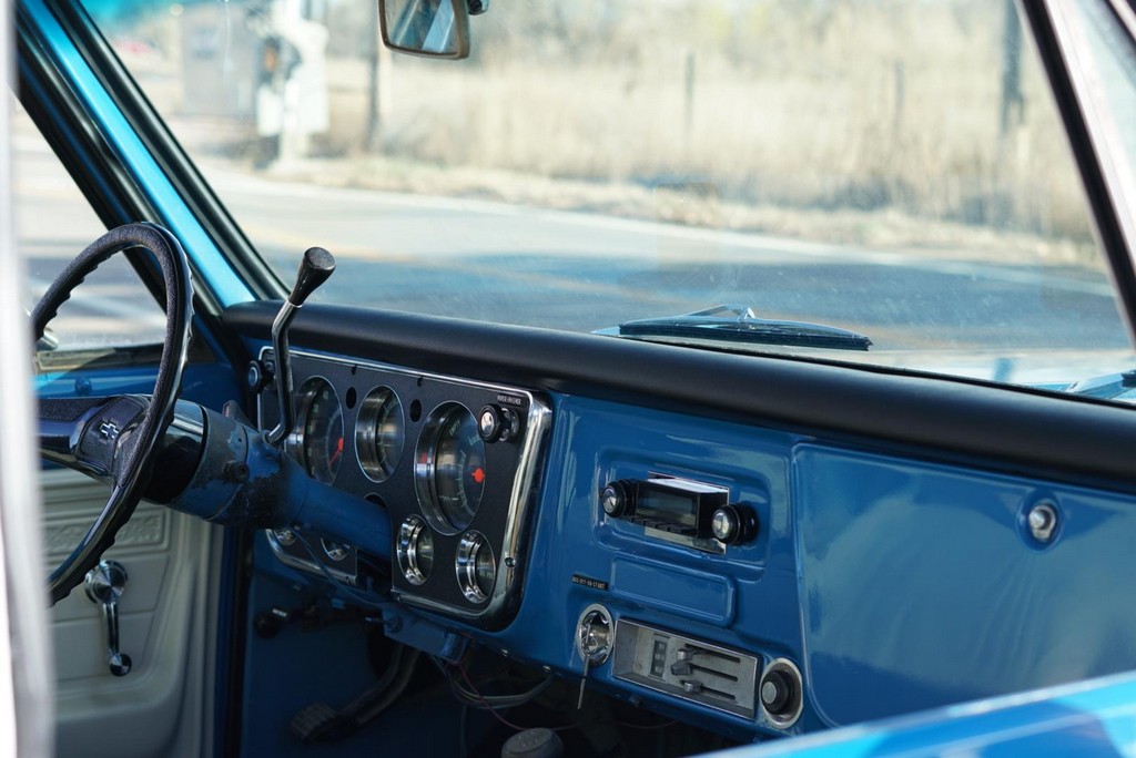 1972 Chevrolet K5 Blazer 4×4 - Image 15