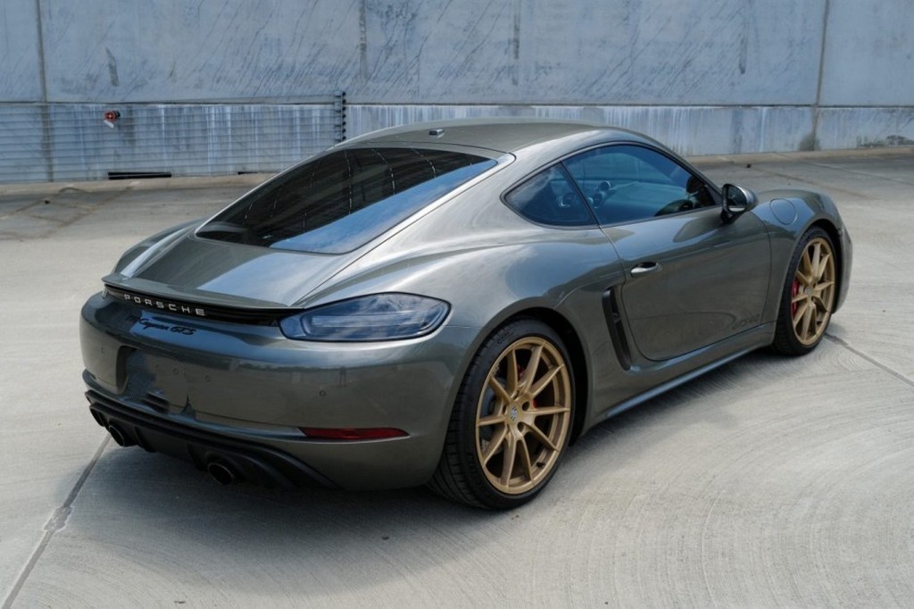 2024 Porsche 718 Cayman GTS 4.0 – 6-Speed Manual, Aventurine Green Metallic, One Owner, 13,000 Miles - Image 11