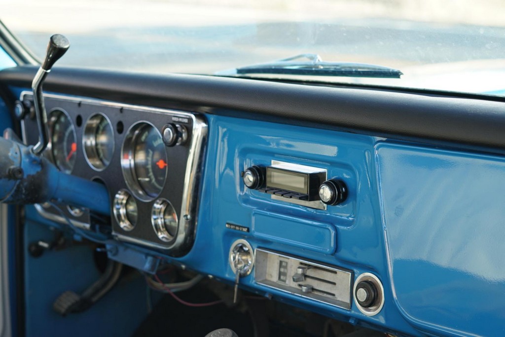1972 Chevrolet K5 Blazer 4×4 - Image 16