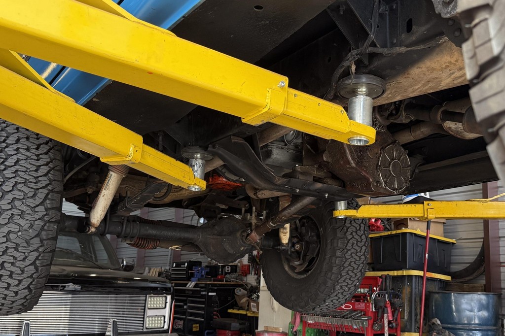1972 Chevrolet K5 Blazer 4×4 - Image 24