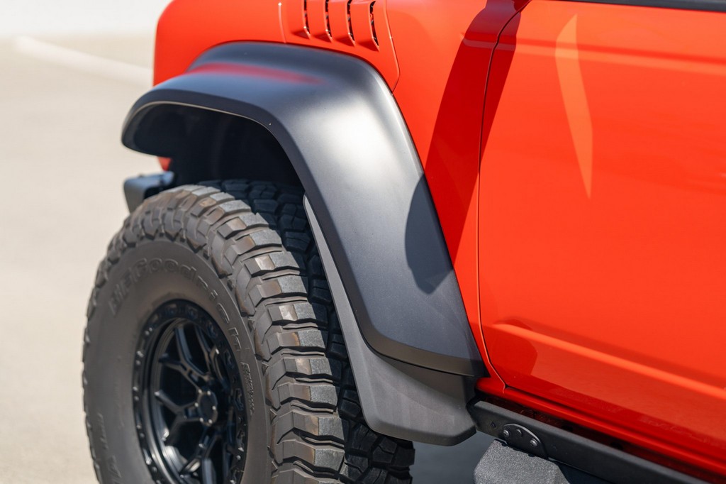 2023 Ford Bronco Raptor - Image 30