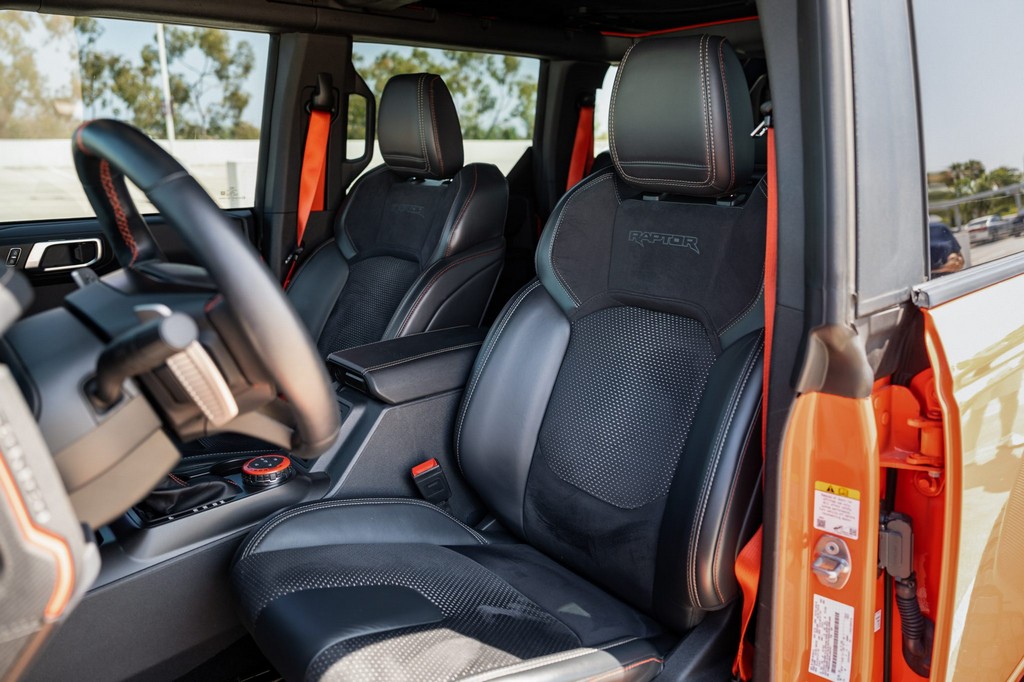 2023 Ford Bronco Raptor - Image 33
