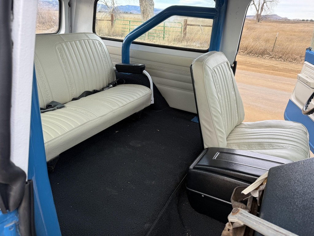 1972 Chevrolet K5 Blazer 4×4 - Image 35