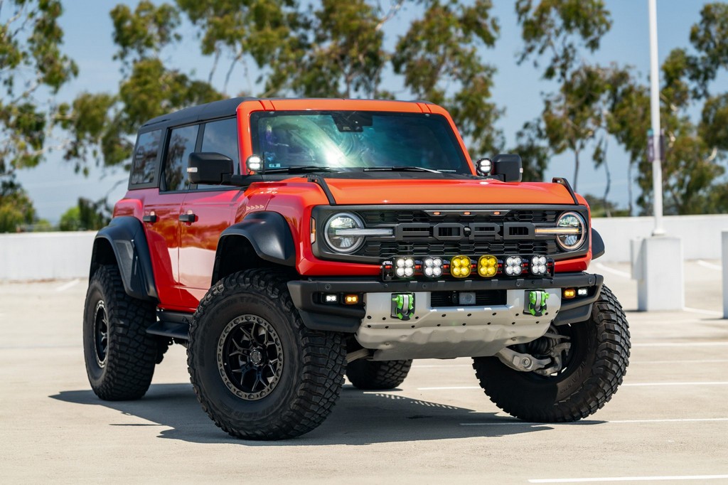 2023 Ford Bronco Raptor - Image 38