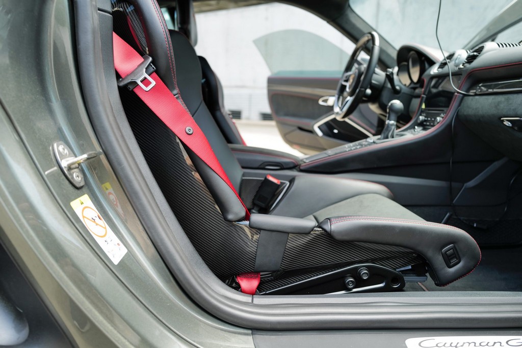 2024 Porsche 718 Cayman GTS 4.0 – 6-Speed Manual, Aventurine Green Metallic, One Owner, 13,000 Miles - Image 72